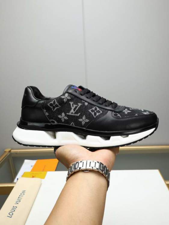 Picture of Louis Vuitton Shoes _SKULVsz38-44hnq090317516